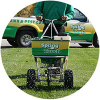 Blue Earth turf fertilizing